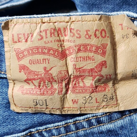 Levis 501  Button Fly Jeans  Straight Leg  Men's 32 X 34 - Picture 2 of 4